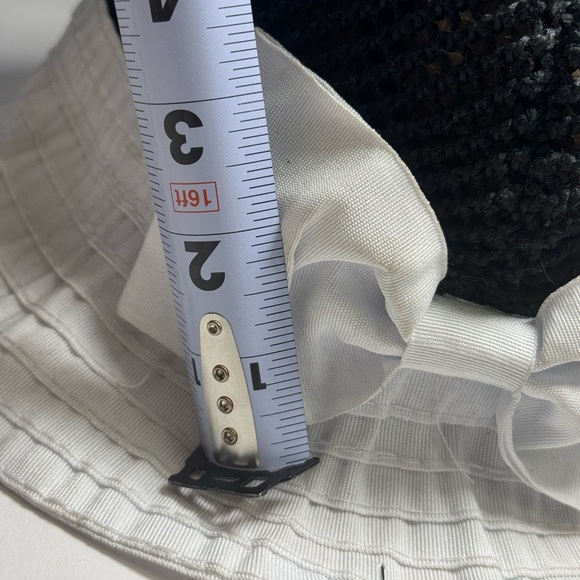 Badgley Mischa Women’s Crochet Crown Bucket Hat, white bow NEW - Picture 10 of 10